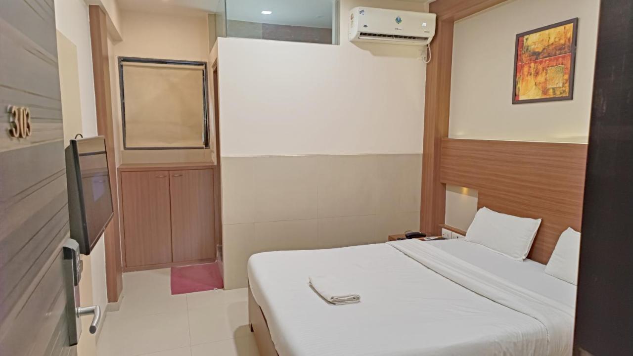 Hotel Alka Residency Thane Zewnętrze zdjęcie